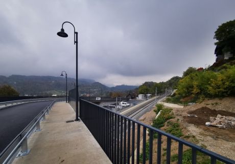 AVGUST, SEPTEMBER 2021 - izdelava in montaža ograj na nadvozu Radovljica 