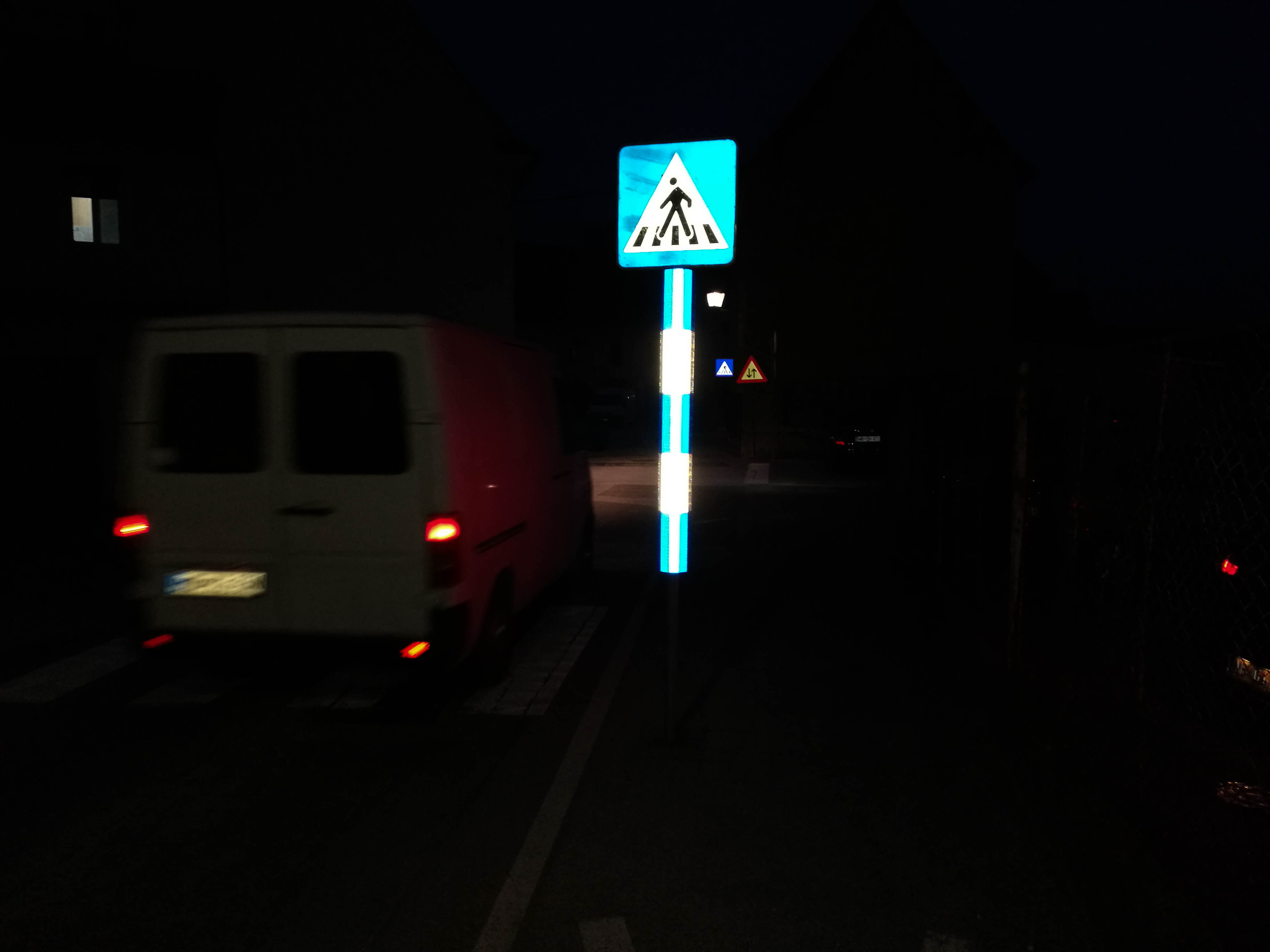 10 kraki odbojnik svetlobe ponoči