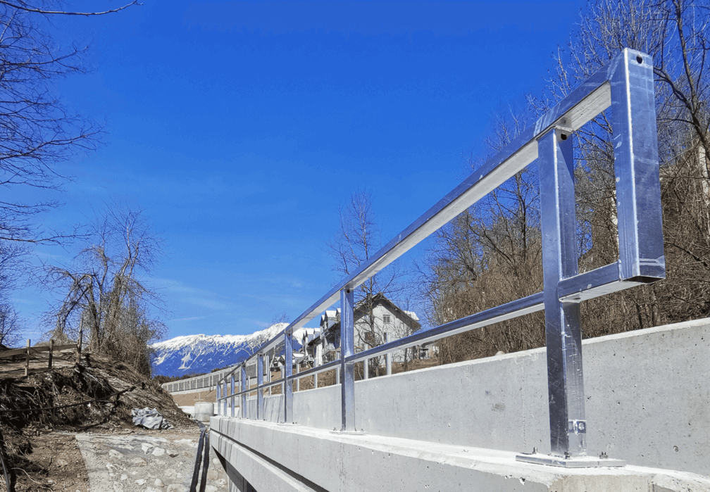 Horizantalne varovalne ograje